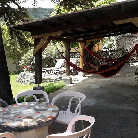 Campingplatz Cosy Avec Terrasse Pour 6 Personnes - Api-1-52-521 *